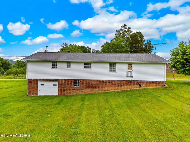 312 Terrace View Dr, Bean Station, TN 37708