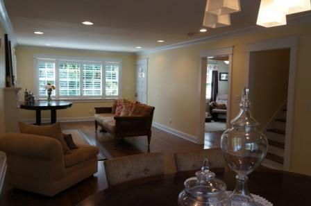 312 W End Ln, Knoxville, TN 37919