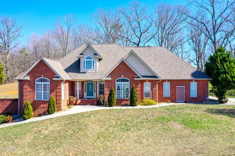 3120 Sam James Rd, Maryville, TN 37803