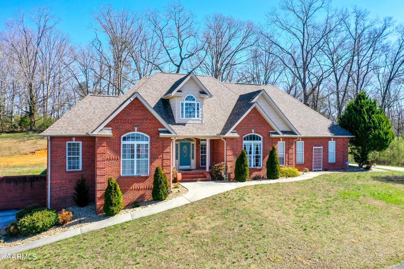 3120 Sam James Rd, Maryville, TN 37803