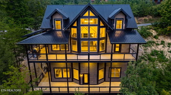 3123 Laughing Pine Ln, Sevierville, TN 37862