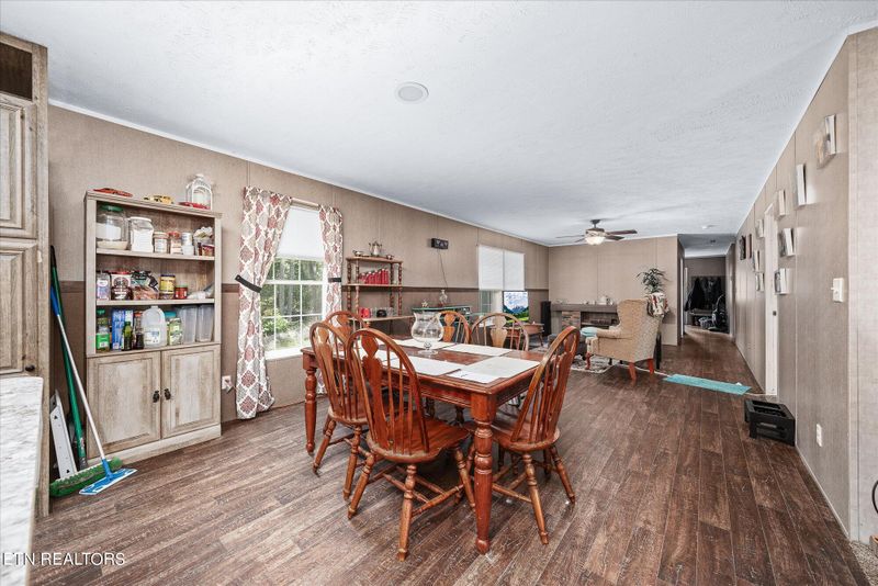 3126 Cumberland Lakes Dr, Monterey, TN 38574