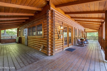 3126 Smoky Ridge Way, Sevierville, TN 37862
