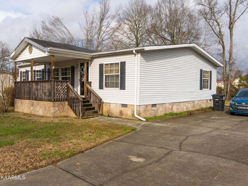 3128 Clover Cir, Sevierville, TN 37876