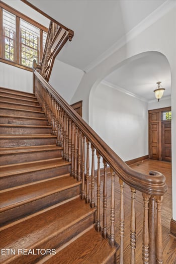 3128 Kingston Pike, Knoxville, TN 37919