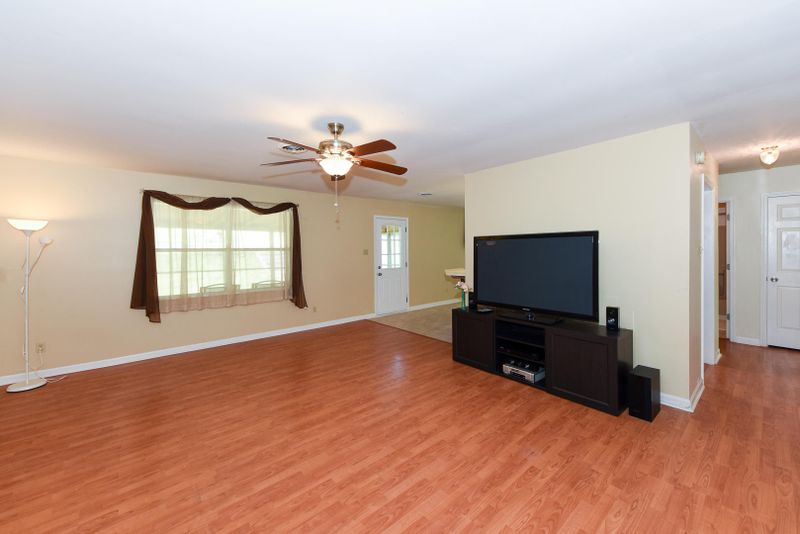 3129 Arthur Walker Rd, Maryville, TN 37803
