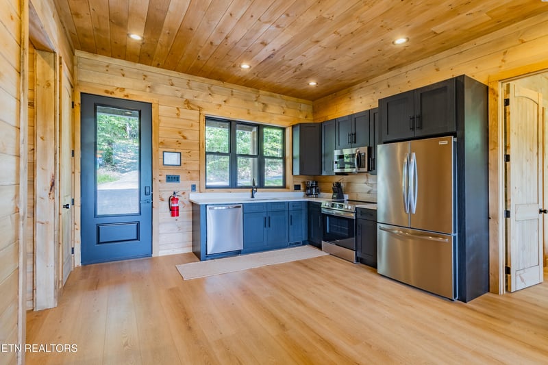 3129 Hatcher Top Rd, Sevierville, TN 37862