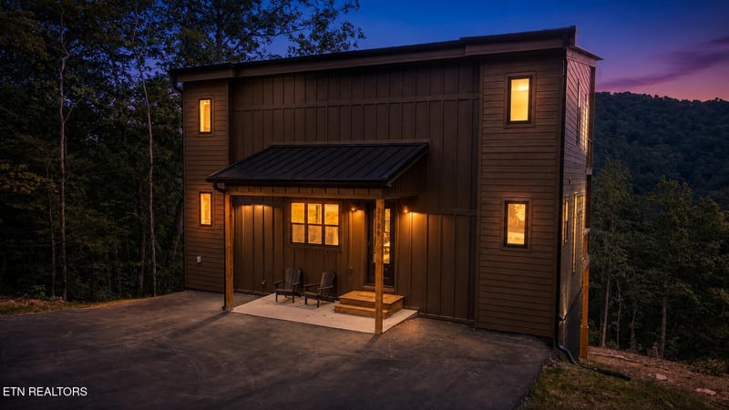 3129 Hatcher Top Rd, Sevierville, TN 37862