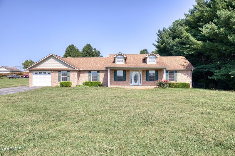 313 Constellation Ln, Kodak, TN 37764