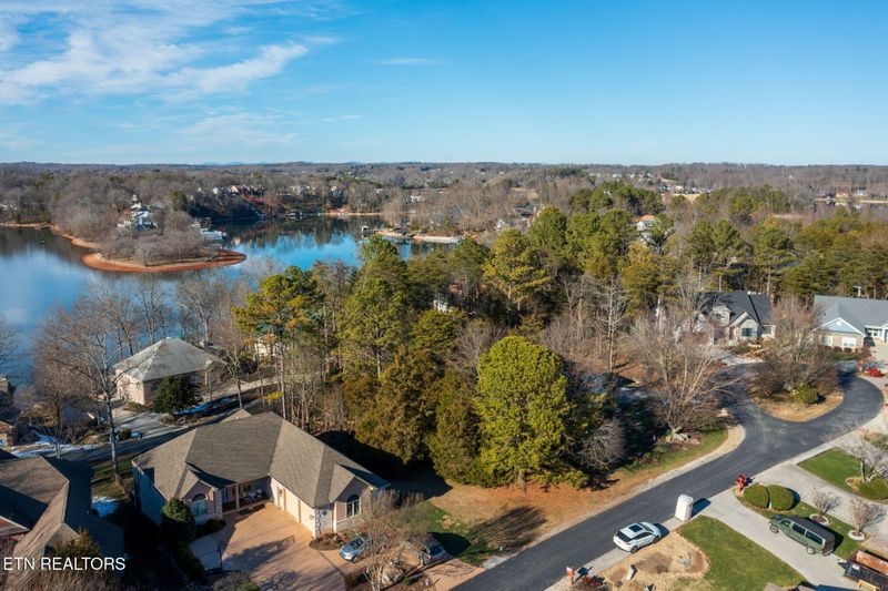 313 Gadusi Ln, Loudon, TN 37774