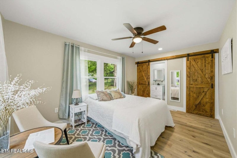 313 Glendale Ave, Athens, TN 37303