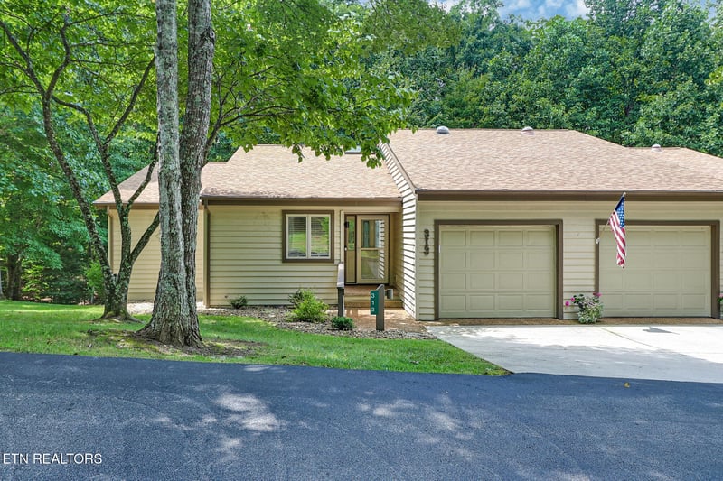 313 Lake Catherine Cir, Fairfield Glade, TN 38558