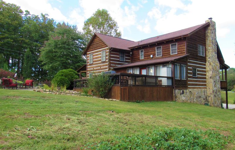 313 Rogers Ridge Rd, Kingston, TN 37763