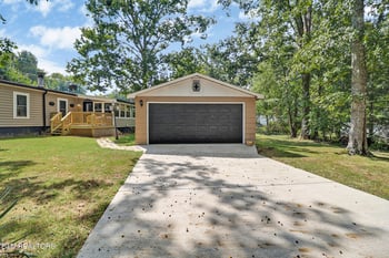 313 Rugby Rd, Crossville, TN 38558