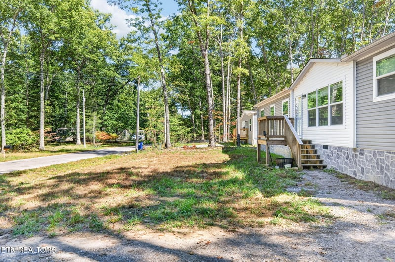 3131 Oswego Rd, Crossville, TN 38572