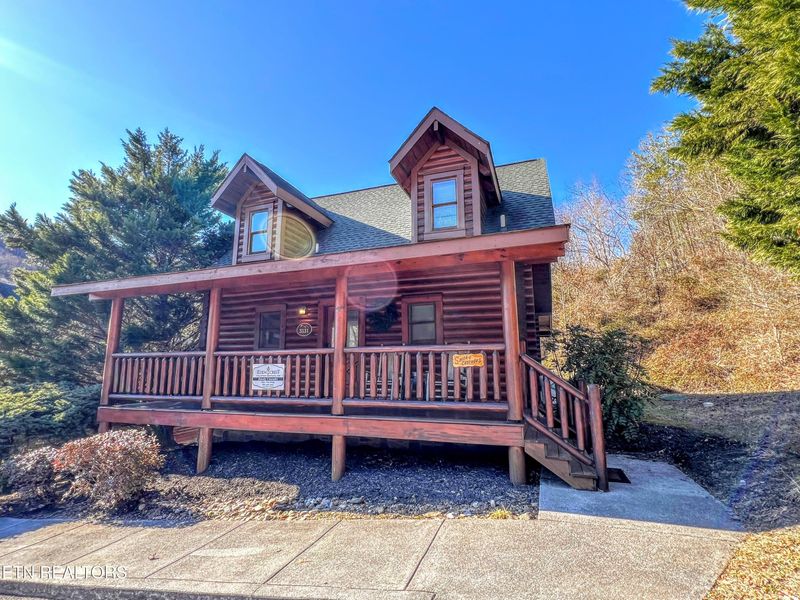 3131 Smoky Ridge Way, Sevierville, TN 37862