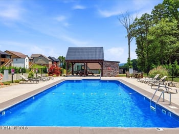 3132 Bridgewater Blvd, Morristown, TN 37814
