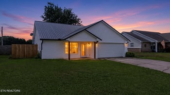 3135 Harrington Ct, Maryville, TN 37803