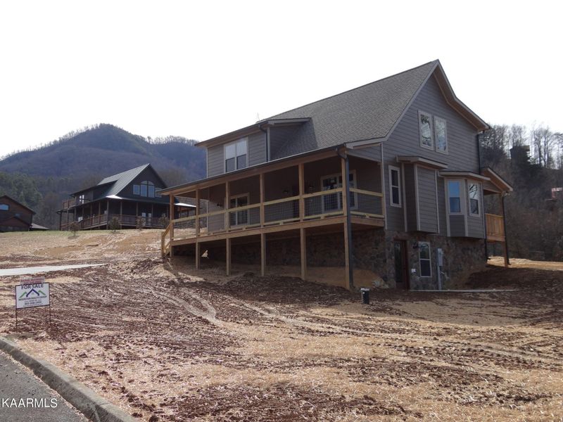 3136 Thomas Headrick Rd, Sevierville, TN 37862