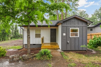 3138 Marion Dr, Knoxville, TN 37918