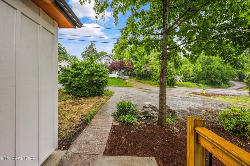 3138 Marion Dr, Knoxville, TN 37918