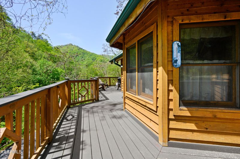 3138 N Clear Fork Rd, Sevierville, TN 37862