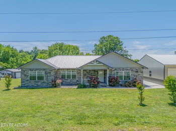 3139 Betsy Ct, Kodak, TN 37764