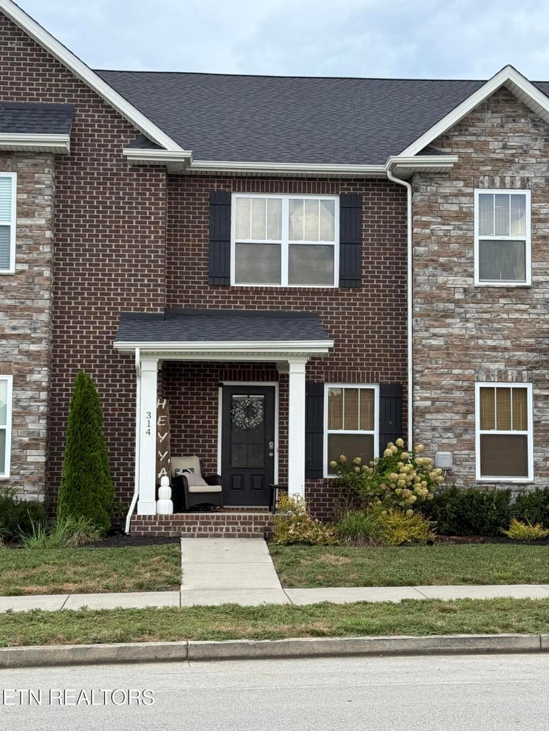 314 Broadberry Ave, Oak Ridge, TN 37830