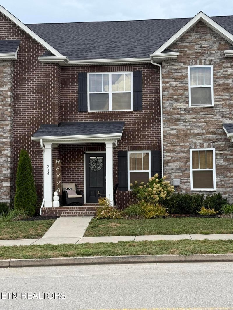 314 Broadberry Ave, Oak Ridge, TN 37830