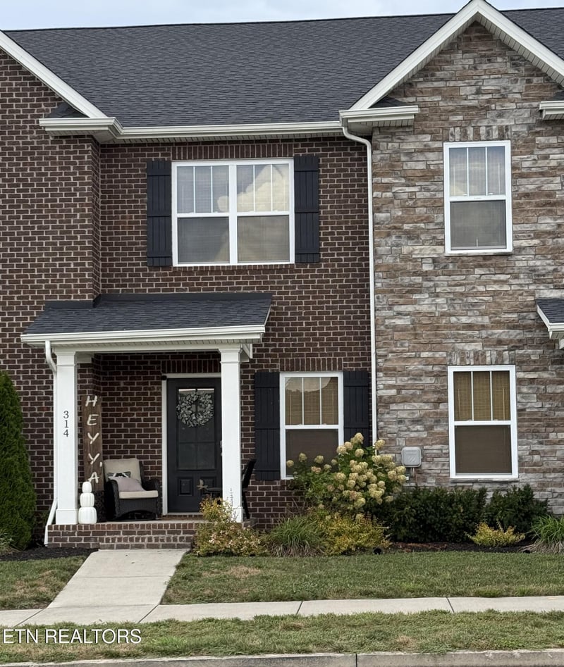314 Broadberry Ave, Oak Ridge, TN 37830