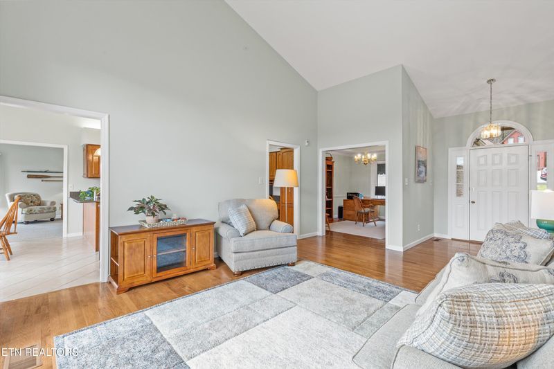 314 Cheestana Way, Loudon, TN 37774