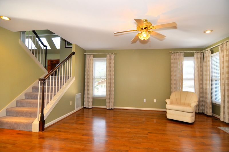 314 E Chestnut Hill Rd, Townsend, TN 37882