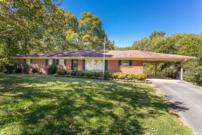 314 Hillandale Dr, Athens, TN 37303