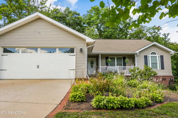 314 Homestead Ct, Kingston, TN 37763