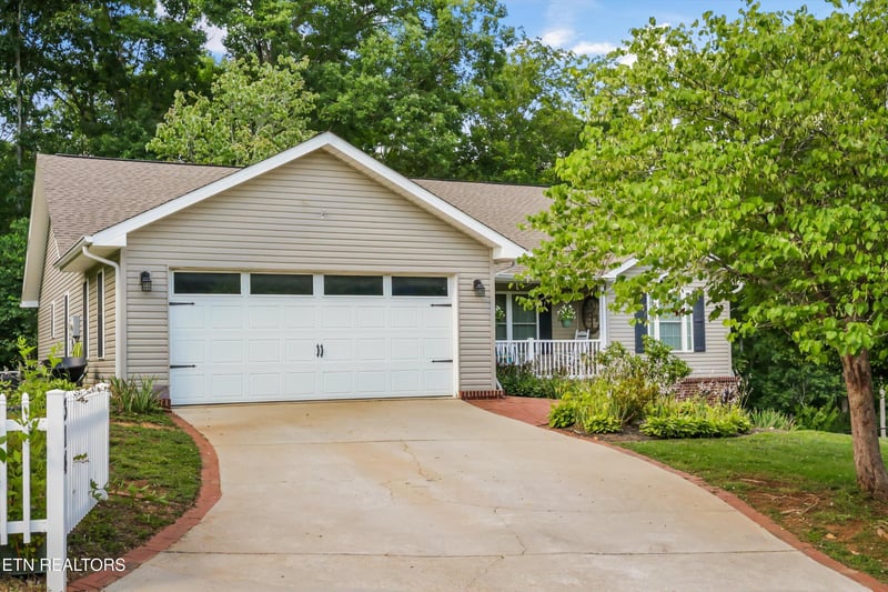 314 Homestead Ct, Kingston, TN 37763