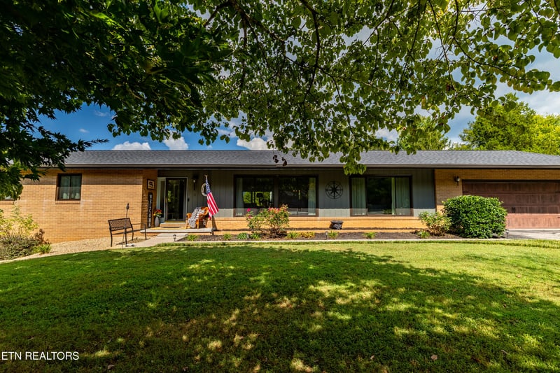 314 Middleton Dr, Townsend, TN 37882