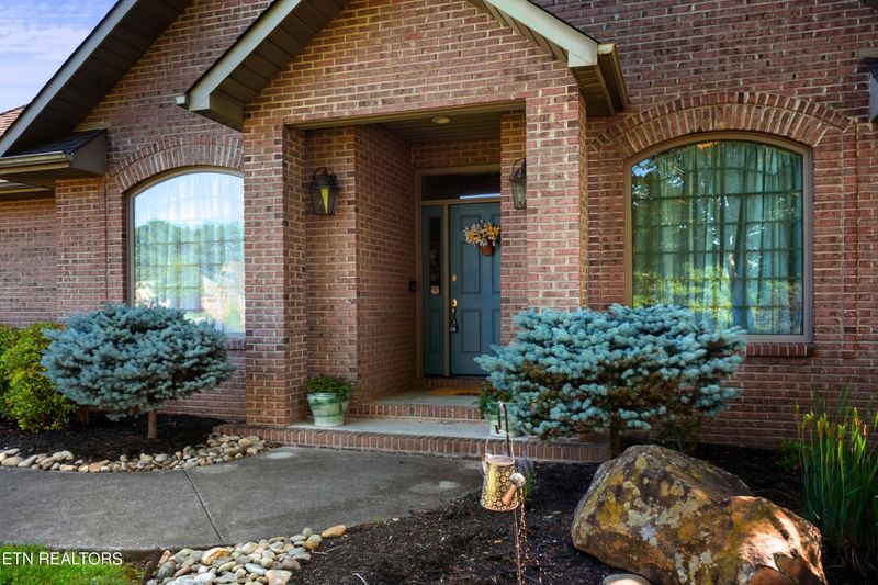 314 Riverdale Dr, Sevierville, TN 37862