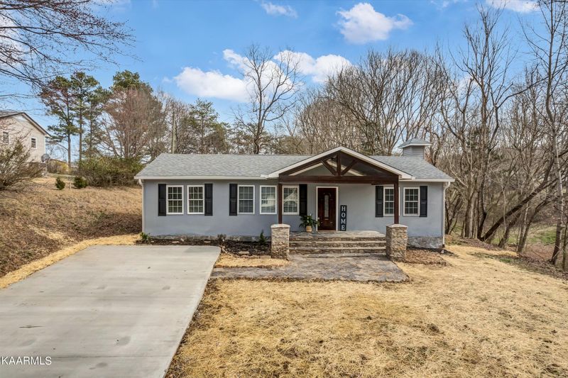 314 Sunset Dr, Sweetwater, TN 37874