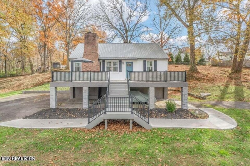 314 W Young High Pike, Knoxville, TN 37920