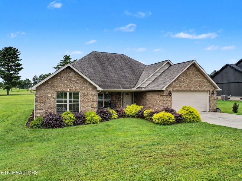 314 White Rose Ave, Maryville, TN 37803