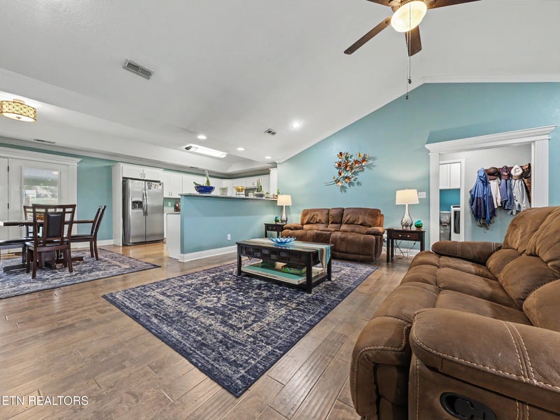 314 White Rose Ave, Maryville, TN 37803