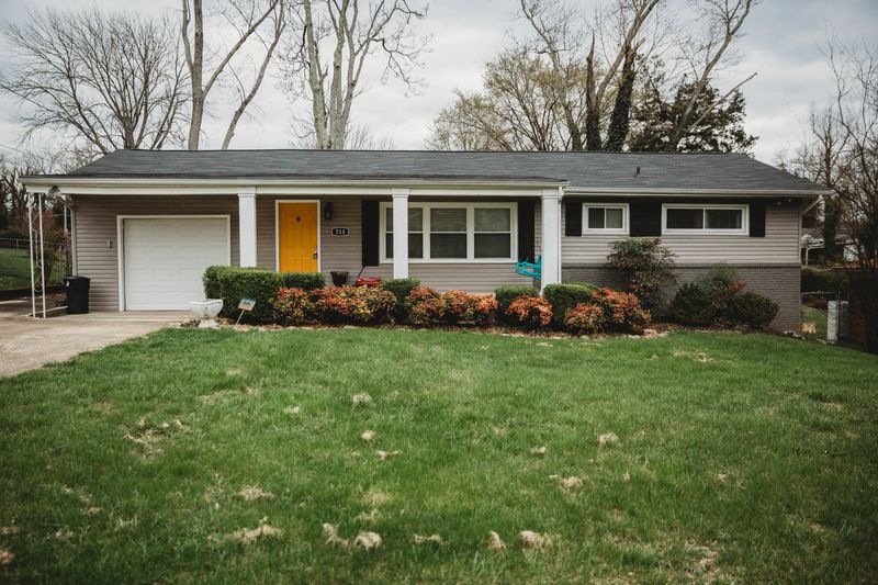 314 Woodhaven Ln, Clinton, TN 37716