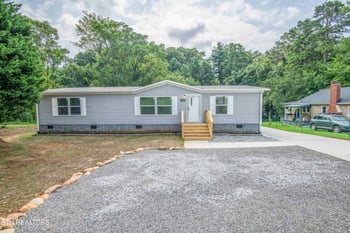 3140 Haggard Rd, Knoxville, TN 37917