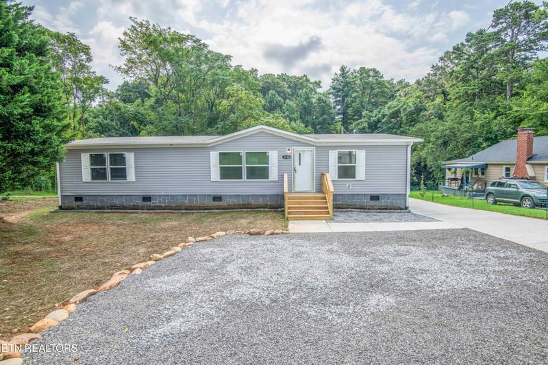 3140 Haggard Rd, Knoxville, TN 37917