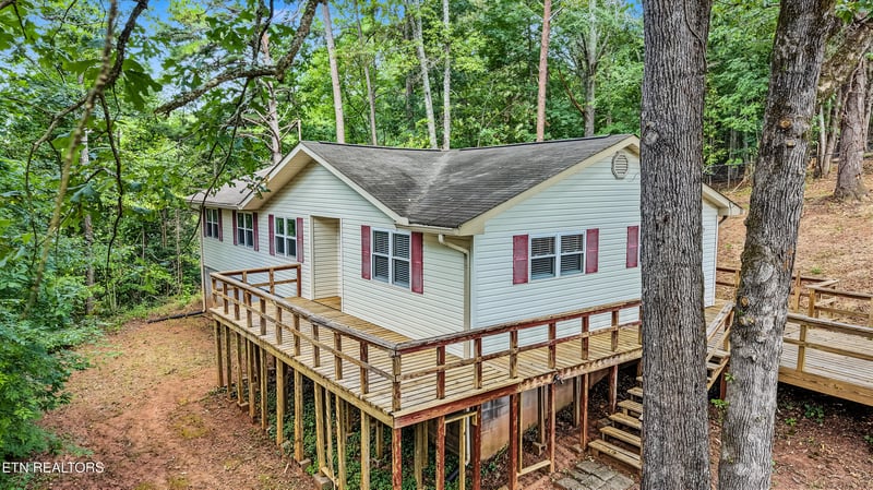 3140 Louisville Rd, Louisville, TN 37777