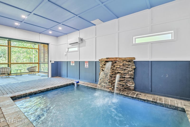 3140 White Falcon Way, Pigeon Forge, TN 37863