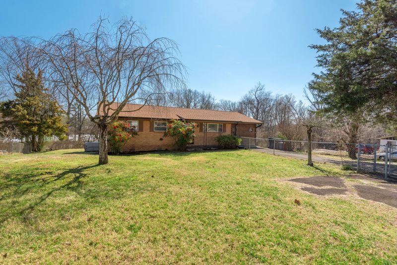 3140 Wilderness Rd, Knoxville, TN 37917