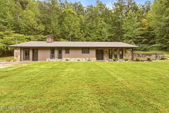 3142 Allegheny Loop Rd, Maryville, TN 37803