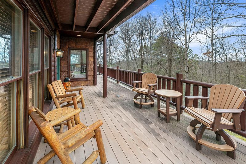 3147 Hurlbut Way, Sevierville, TN 37862