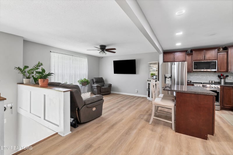 315 Arbor Dr, Maryville, TN 37804